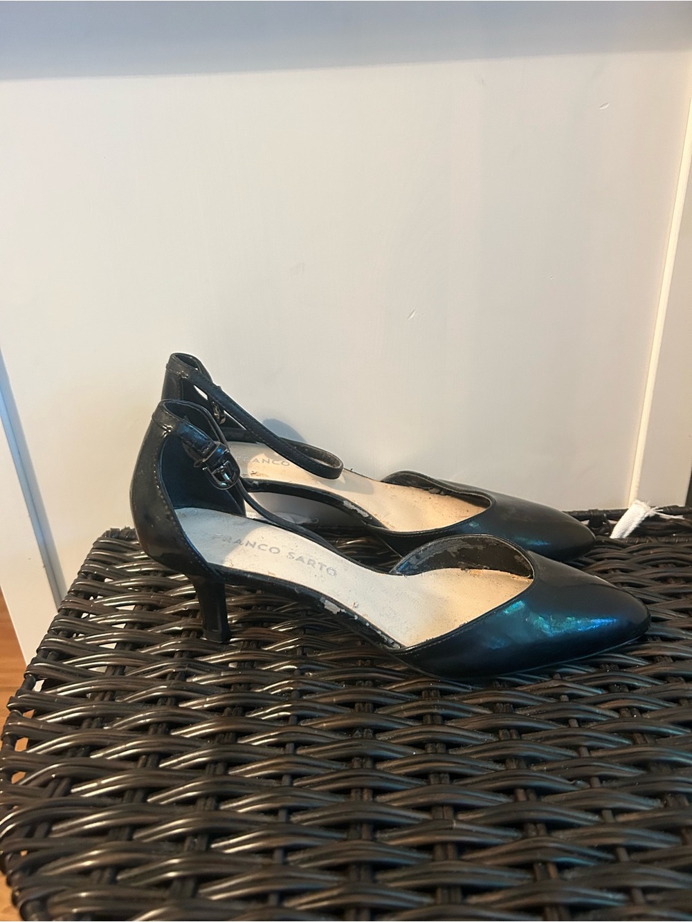Vintage Franco Sarto Black Leather Pointed Toe Ankle Strap Pumps